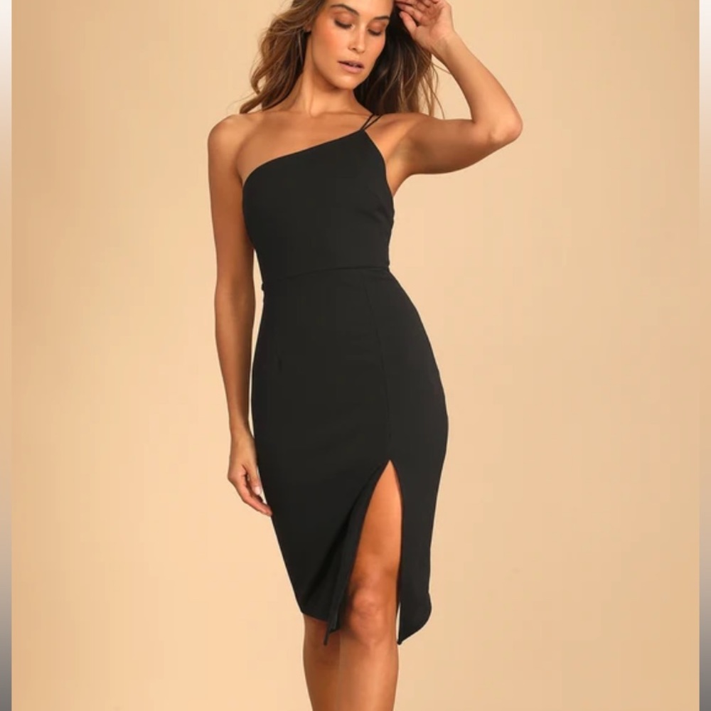 Lulu’s Size Small Happiest Hour Black Asymmetrical Bodycon MIDI Dress